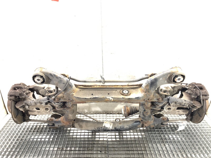 VÝSTUHA ZADNÁ BMW X5 (E53) 2000 - 2006