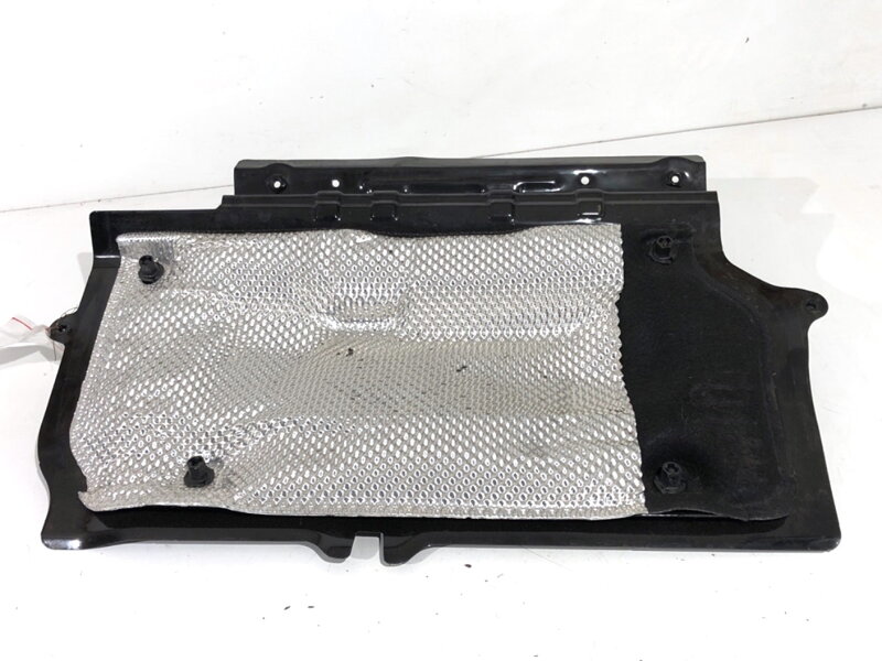 KRYT TEPELNÁ VOLVO XC60 II (246) 2017 - 2022 31651596