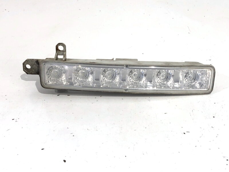 SVETLO DRL (Denné svietenie) PRAVÉ PREDNÉ TOYOTA AYGO (_B4_) 2014 - 2022 9815568380 SVETLO DRL (Denné svietenie) PRAVÉ PREDNÉ TOYOTA AYGO (_B4_) 2014 - 2022 9815568380