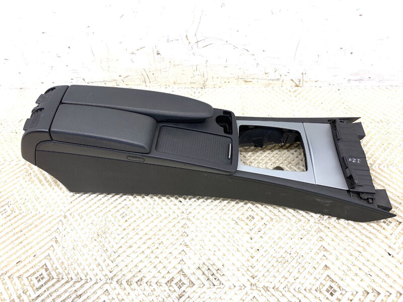 TUNEL STREDOVÝ MERCEDES-BENZ CLASS C T-MODEL (S204) 2007 - 2014 TUNEL STREDOVÝ MERCEDES-BENZ CLASS C T-MODEL (S204) 2007 - 2014