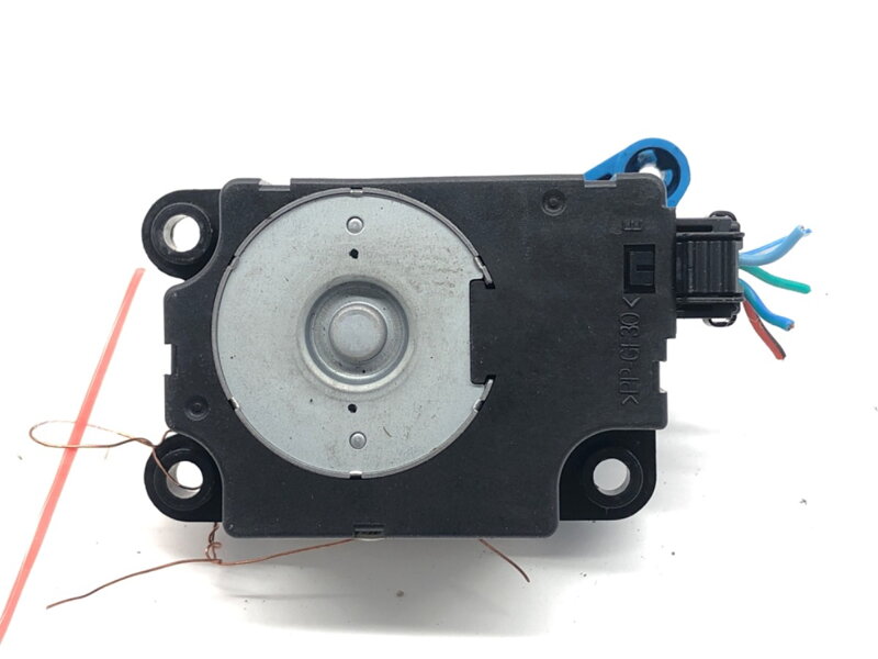 MOTOR RADIÁTORA KÚRENIA SUBARU WRX SEDAN (GJ) 2011 - 2022 T1007073N MOTOR RADIÁTORA KÚRENIA SUBARU WRX SEDAN (GJ) 2011 - 2022 T1007073N
