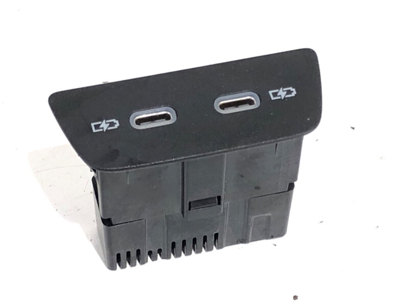 ZÁSUVKA / ULOŽENIE USB VW GOLF VIII (CD1) 2019 - 2022 2G6035954