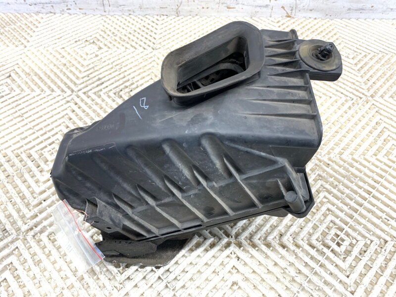 KRYT FILTRA VZDUCHU SEAT EXEO (3R2) 2008 - 2013 03G133837 KRYT FILTRA VZDUCHU SEAT EXEO (3R2) 2008 - 2013 03G133837