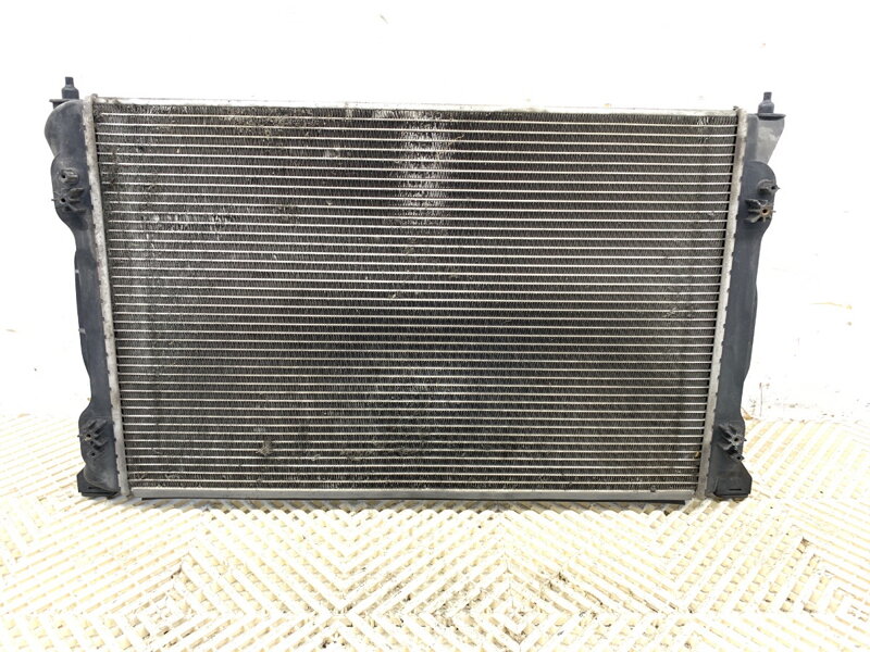 CHLADIČ VODY SEAT EXEO (3R2) 2008 - 2013 8E0121251A CHLADIČ VODY SEAT EXEO (3R2) 2008 - 2013 8E0121251A