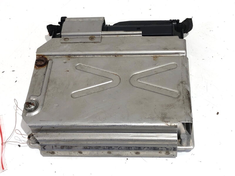 RIADIACA JEDNOTKA MOTORA AUDI A4 B6 AVANT (8E5) 2000 - 2005 8E0907411