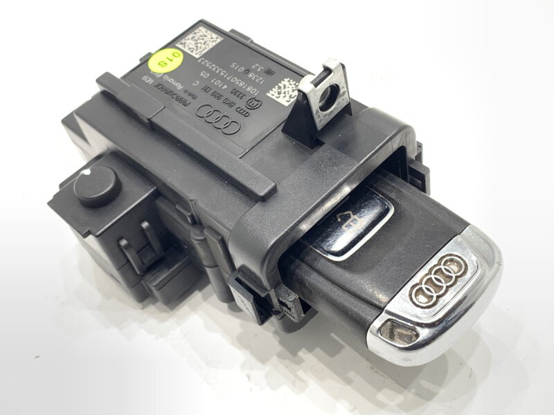 SPÍNACIA SKRINKA AUDI A4 B8 (8K2) 2007 - 2015 8K0909131C SPÍNACIA SKRINKA AUDI A4 B8 (8K2) 2007 - 2015 8K0909131C