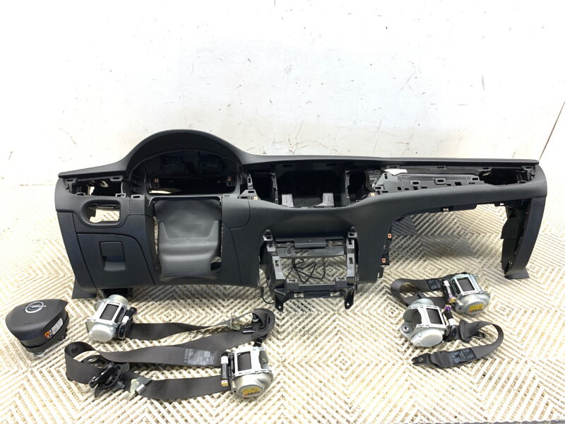 PALUBNÁ DOSKA / KOKPIT VANKÚŠE PÁSY SADA OPEL ASTRA K SPORTS TOURER (B16) 2015 - 2022 PALUBNÁ DOSKA / KOKPIT VANKÚŠE PÁSY SADA OPEL ASTRA K SPORTS TOURER (B16) 2015 - 2022