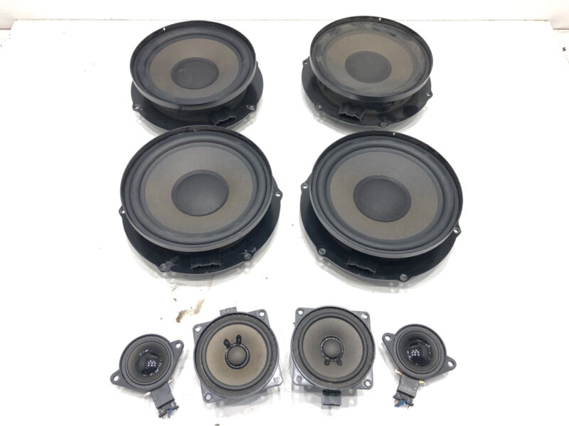 REPRODUKTORY SADA SKODA SUPERB II (3T4) 2008 - 2015 3T0035411D 3T0035411E