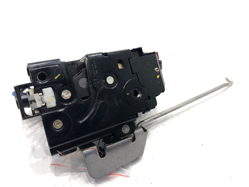 ZÁMOK DVERÍ PRAVÝ PREDNÝ AUDI A4 B6 (8E2) 2000 - 2005 4B1837016E ZÁMOK DVERÍ PRAVÝ PREDNÝ AUDI A4 B6 (8E2) 2000 - 2005 4B1837016E