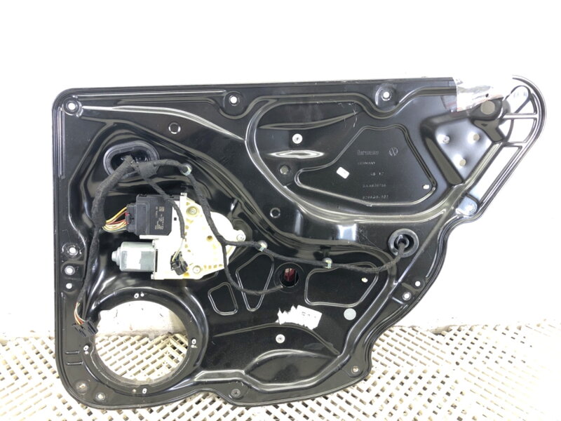 SŤAHOVAČKA OKNA ĽAVÁ ZADNÁ VW PASSAT B7 VARIANT (365) 2010 - 2015 3AA839756