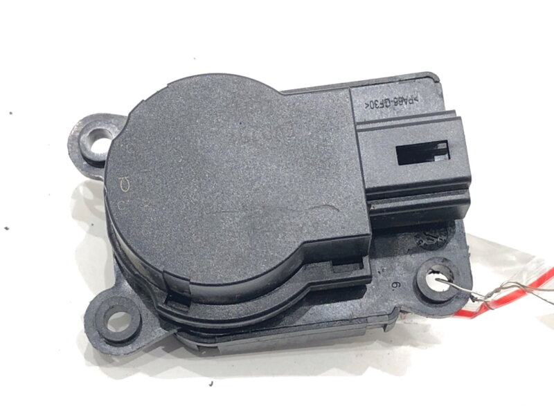 MOTOR RADIÁTORA KÚRENIA FORD KUGA II (DM2) 2012 - 2022 AV6N-19E616-AA