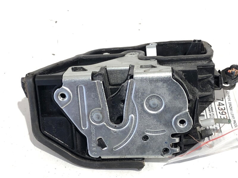 ZÁMOK DVERÍ ĽAVÝ PREDNÝ BMW 5 TOURING (F11) 2009 - 2017 7202143 ZÁMOK DVERÍ ĽAVÝ PREDNÝ BMW 5 TOURING (F11) 2009 - 2017 7202143