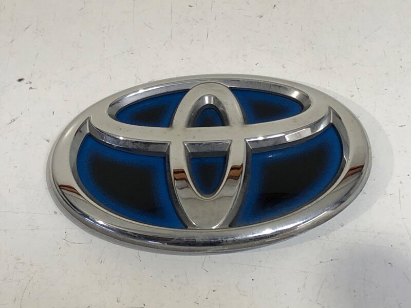 ZNAK / EMBLÉM ZADNÝ TOYOTA COROLLA SEDAN (_E21_) 2019 - 2022