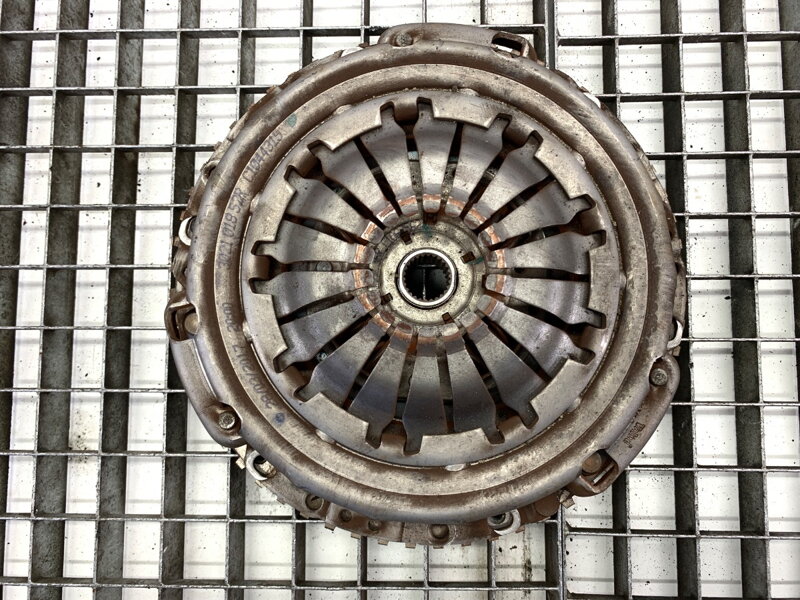 SPOJKA DACIA SANDERO II 2012 - 2022 302101852R