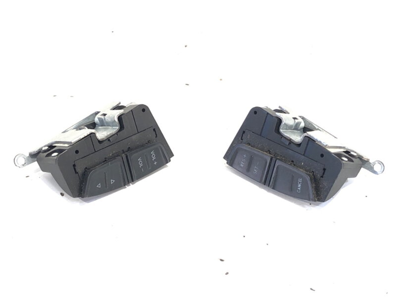 PREPÍNAČE VOLANTU VW BORA VARIANT (1J6) 1999 - 2005 1J0419091CJ PREPÍNAČE VOLANTU VW BORA VARIANT (1J6) 1999 - 2005 1J0419091CJ