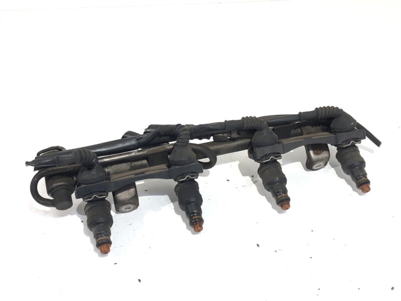 VSTREKOVACIA RAMPA VW PASSAT B5 (3B2) 1996 - 2001 058133681