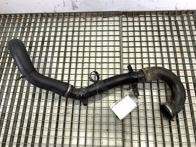 VZDUCHOVÉ POTRUBIE OPEL VECTRA C KOMBI (Z02) 2003 - 2009 55350916