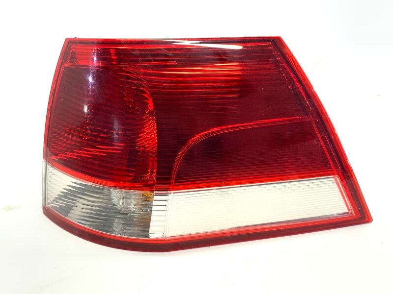 SVETLO PRAVÉ ZADNÉ OPEL VECTRA C KOMBI (Z02) 2003 - 2009 24469462