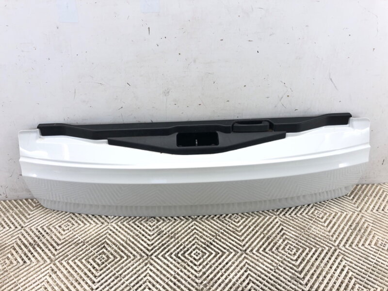 VEKO BATOŽINOVÉHO PRIESTORU KUFOR ZADNÝ BOČNICA BMW X5 (E70) 2006 - 2013 VEKO BATOŽINOVÉHO PRIESTORU KUFOR ZADNÝ BOČNICA BMW X5 (E70) 2006 - 2013