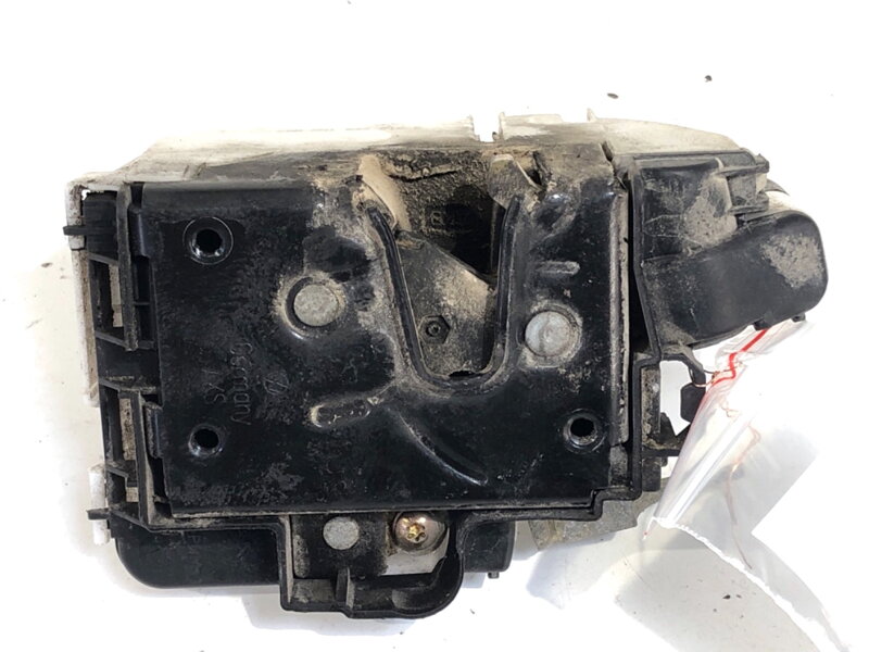 ZÁMOK DVERÍ PRAVÝ PREDNÝ VW POLO (6N2) 1999 - 2001 1HM862154