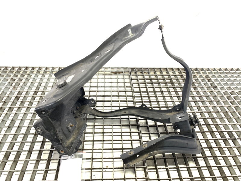 RÁMČEK UCHYTENIA SVETLA ĽAVÉ MERCEDES-BENZ CLS (C218) 2011 - 2017 A2186200191 RÁMČEK UCHYTENIA SVETLA ĽAVÉ MERCEDES-BENZ CLS (C218) 2011 - 2017 A2186200191