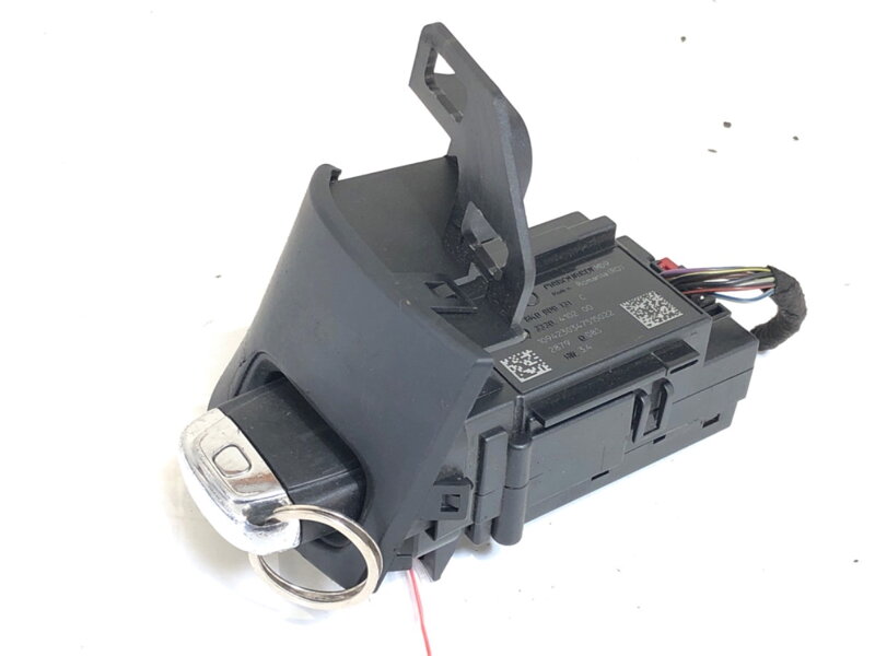 SPÍNACIA SKRINKA AUDI A4 B8 (8K2) 2007 - 2015 8K0909131C