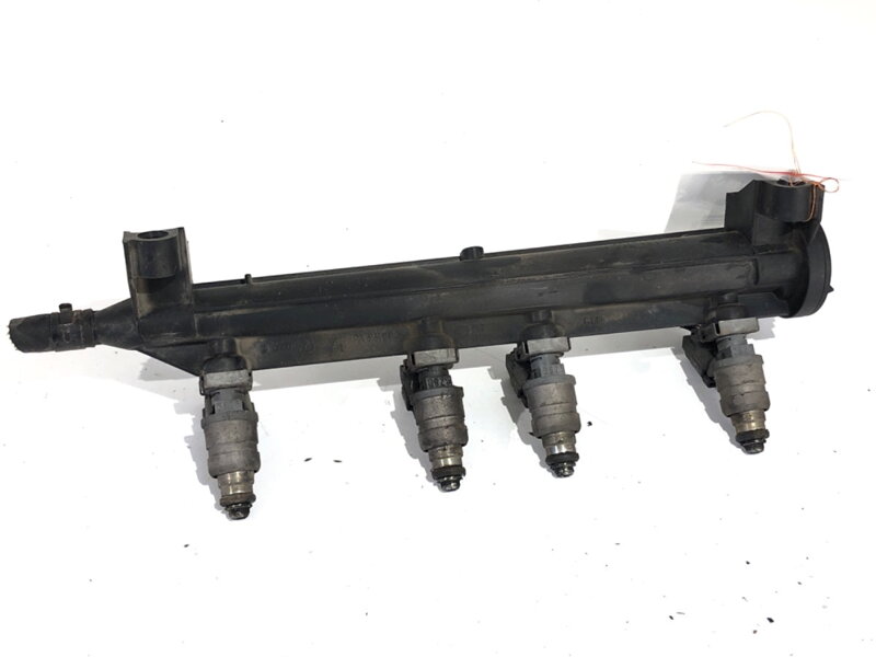 VSTREKOVACIA RAMPA SEAT LEON (1P1) 2005 - 2013 06A133317AS