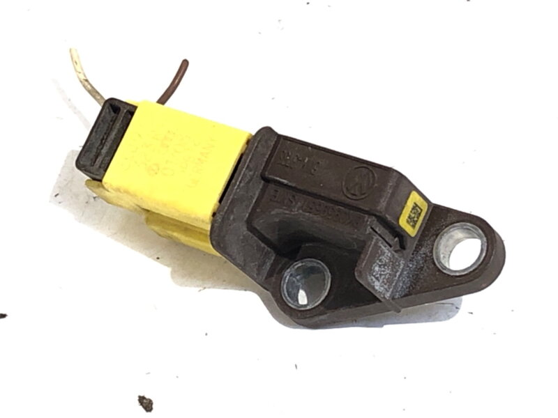 SNÍMAČ NÁRAZU AUDI A4 B8 (8K2) 2007 - 2015 8K0959651 SNÍMAČ NÁRAZU AUDI A4 B8 (8K2) 2007 - 2015 8K0959651