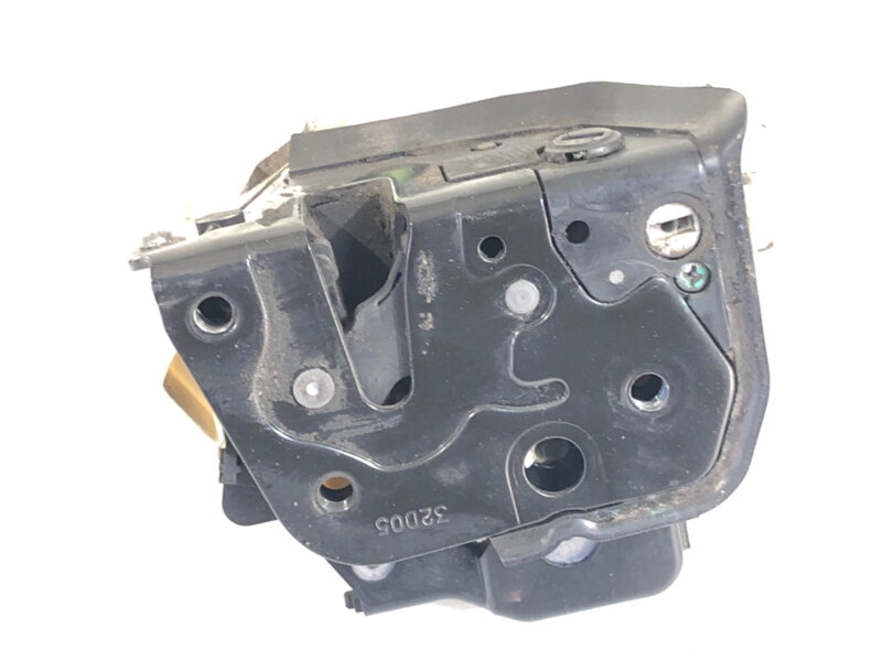 ZÁMOK DVERÍ PRAVÝ ZADNÝ AUDI A3 (8P1) 2003 - 2013 4F0839016