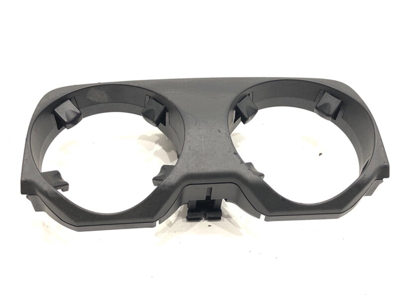 DRŽIAK NA NÁPOJE BMW 7 (F01, F02, F03, F04) 2008 - 2015 DRŽIAK NA NÁPOJE BMW 7 (F01, F02, F03, F04) 2008 - 2015