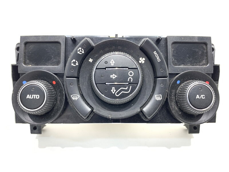 PANEL OVLÁDANIA VENTILÁCIE PEUGEOT 3008 (MPV) (0U_) 2009 - 2017 96738322XT PANEL OVLÁDANIA VENTILÁCIE PEUGEOT 3008 (MPV) (0U_) 2009 - 2017 96738322XT