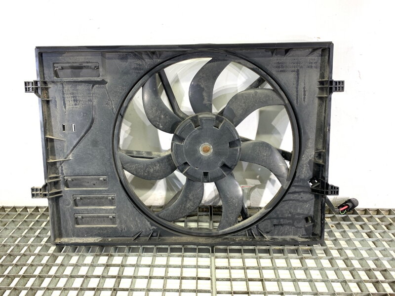 VENTILÁTOR CHLADIČA SKODA OCTAVIA III COMBI (5E5, 5E6) 2012 - 2022 5Q0121205 VENTILÁTOR CHLADIČA SKODA OCTAVIA III COMBI (5E5, 5E6) 2012 - 2022 5Q0121205
