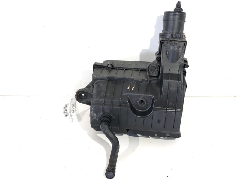KRYT FILTRA VZDUCHU SKODA OCTAVIA III COMBI (5E5, 5E6) 2012 - 2022 5Q0129607S KRYT FILTRA VZDUCHU SKODA OCTAVIA III COMBI (5E5, 5E6) 2012 - 2022 5Q0129607S