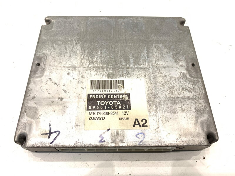 RIADIACA JEDNOTKA MOTORA TOYOTA AVENSIS SEDAN (_T25_) 2003 - 2008 89661-05A21 RIADIACA JEDNOTKA MOTORA TOYOTA AVENSIS SEDAN (_T25_) 2003 - 2008 89661-05A21