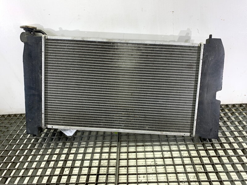 CHLADIČ VODY TOYOTA AVENSIS SEDAN (_T25_) 2003 - 2008