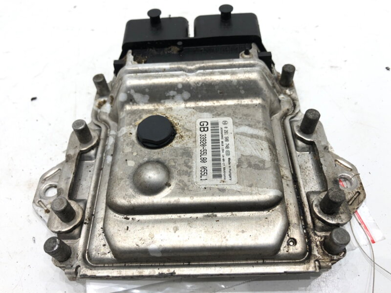 RIADIACA JEDNOTKA MOTORA SUZUKI SX4 (EY, GY) 2006 - 2022 33920-55L80 RIADIACA JEDNOTKA MOTORA SUZUKI SX4 (EY, GY) 2006 - 2022 33920-55L80
