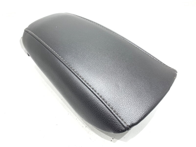 LAKŤOVÁ OPIERKA FORD MONDEO V LIFTBACK (CE) 2014 - 2022 LAKŤOVÁ OPIERKA FORD MONDEO V LIFTBACK (CE) 2014 - 2022