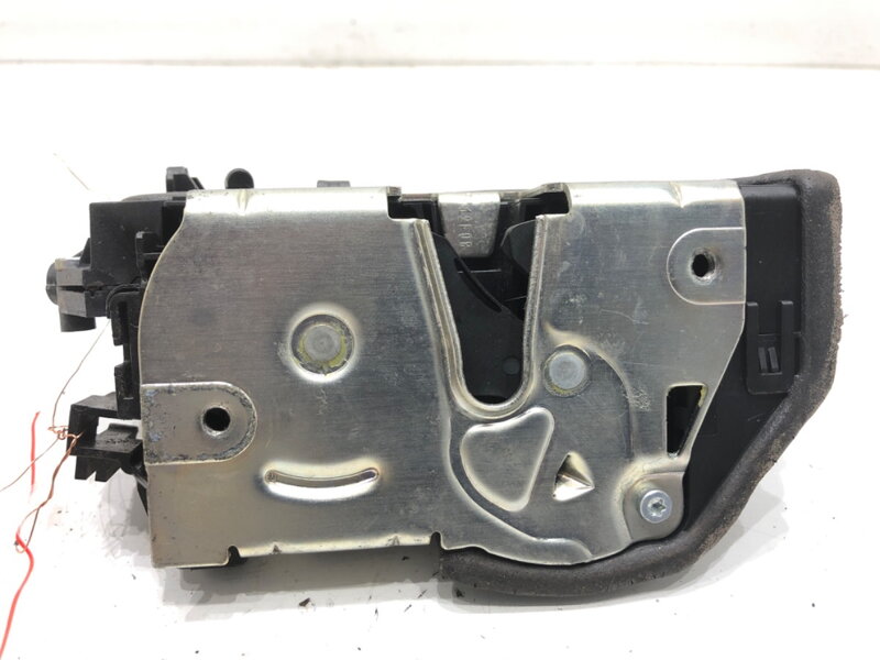 ZÁMOK DVERÍ PRAVÝ ZADNÝ BMW 3 (E90) 2004 - 2012 A048315 ZÁMOK DVERÍ PRAVÝ ZADNÝ BMW 3 (E90) 2004 - 2012 A048315