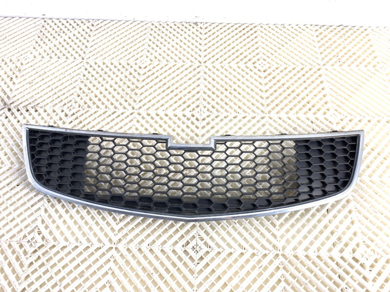 MASKA CHLADIČA GRILL CHEVROLET CRUZE LIFTBACK (J305) 2010 - 2022 96832937 MASKA CHLADIČA GRILL CHEVROLET CRUZE LIFTBACK (J305) 2010 - 2022 96832937