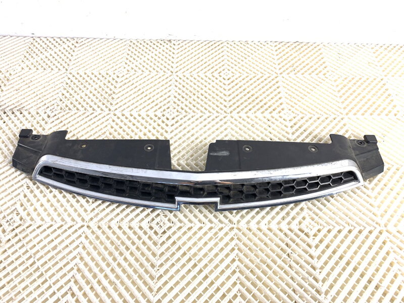 MASKA CHLADIČA GRILL CHEVROLET CRUZE LIFTBACK (J305) 2010 - 2022 96832951 MASKA CHLADIČA GRILL CHEVROLET CRUZE LIFTBACK (J305) 2010 - 2022 96832951