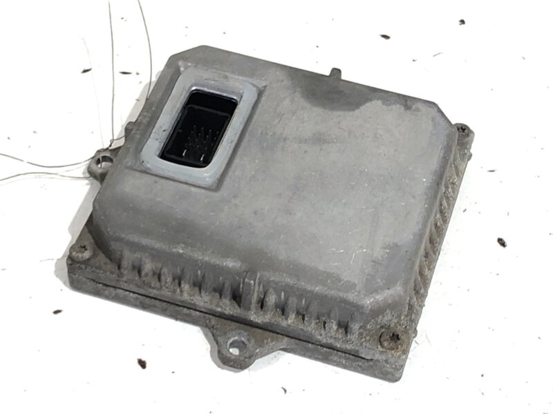 RIADIACA JEDNOTKA XENÓN BMW X3 (E83) 2003 - 2011 1307329074 RIADIACA JEDNOTKA XENÓN BMW X3 (E83) 2003 - 2011 1307329074