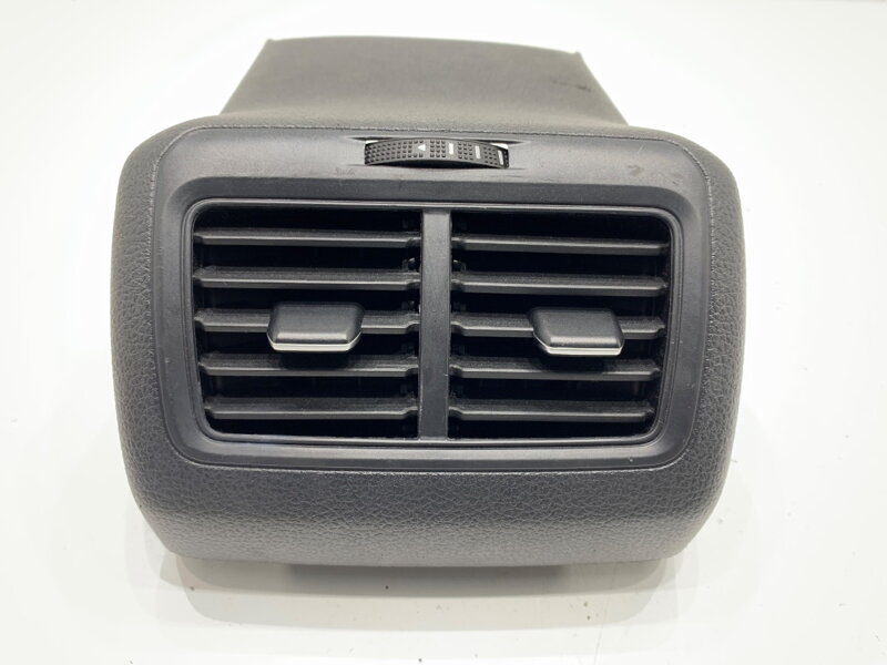 MRIEŽKA VENTILÁCIE ZADNÁ VW GOLF VII VARIANT (BA5, BV5) 2013 - 2022 5G0863289C MRIEŽKA VENTILÁCIE ZADNÁ VW GOLF VII VARIANT (BA5, BV5) 2013 - 2022 5G0863289C