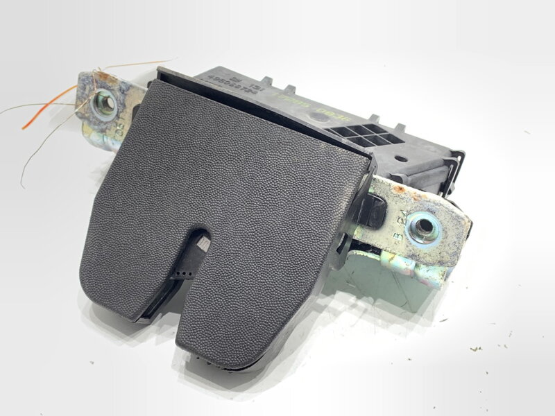 ZÁMOK VEKA BATOŽINOVÉHO PRIESTORU ZADNÝ OPEL ASTRA H (A04) 2004 - 2014 ZÁMOK VEKA BATOŽINOVÉHO PRIESTORU ZADNÝ OPEL ASTRA H (A04) 2004 - 2014