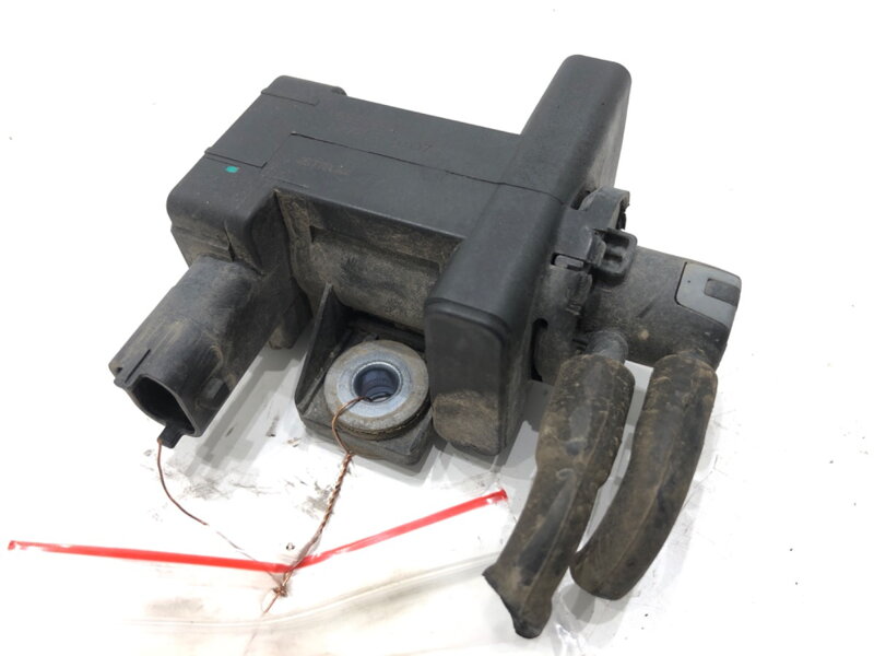 VENTIL PODTLAKU OPEL ASTRA K (B16) 2015 - 2022 55599948 VENTIL PODTLAKU OPEL ASTRA K (B16) 2015 - 2022 55599948