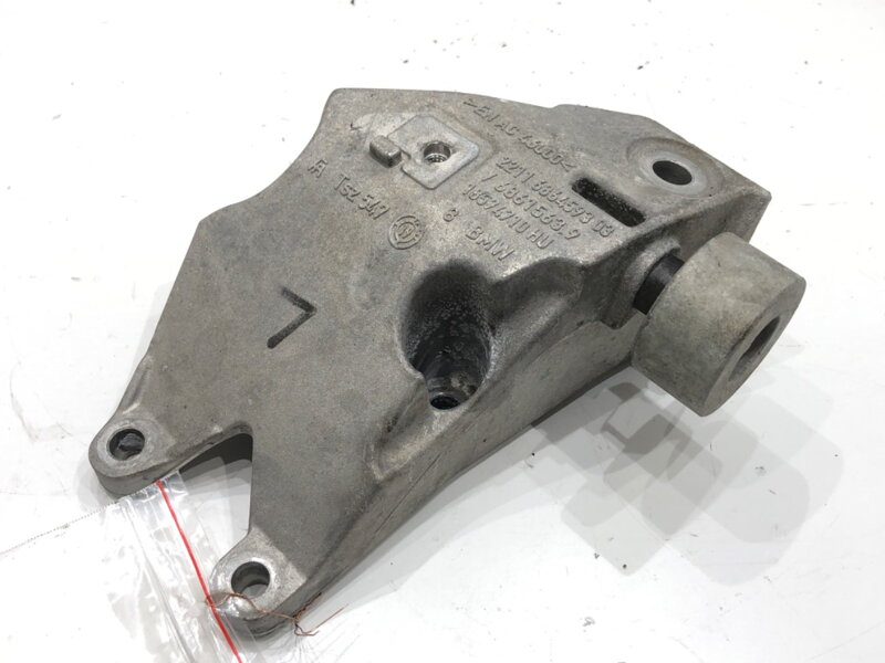 DRŽIAK MOTORA BMW 5 (G30, F90) 2016 - 2022 6864593 DRŽIAK MOTORA BMW 5 (G30, F90) 2016 - 2022 6864593
