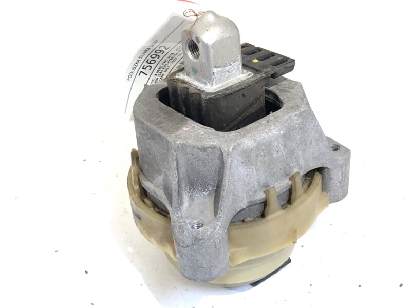 VANKÚŠ MOTORA ĽAVÝ BMW 5 (G30, F90) 2016 - 2022 6860491 VANKÚŠ MOTORA ĽAVÝ BMW 5 (G30, F90) 2016 - 2022 6860491