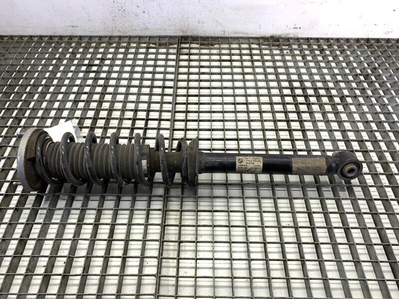 TLMIČ PRAVÝ PREDNÝ BMW 5 (G30, F90) 2016 - 2022 6866620 TLMIČ PRAVÝ PREDNÝ BMW 5 (G30, F90) 2016 - 2022 6866620