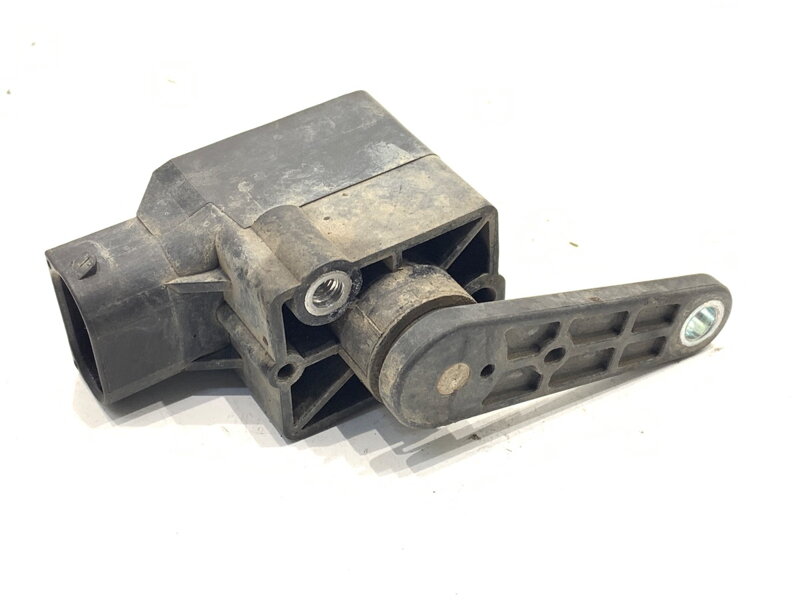 SNÍMAČ NÁKLONU XENÓN PRAVÝ PREDNÝ BMW 5 (E60) 2003 - 2010 6784694 SNÍMAČ NÁKLONU XENÓN PRAVÝ PREDNÝ BMW 5 (E60) 2003 - 2010 6784694