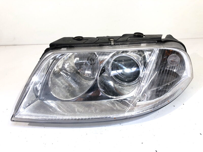 SVETLO ĽAVÉ PREDNÉ VW PASSAT B5.5 (3B3) 2000 - 2005