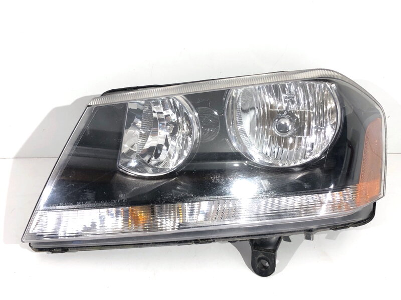 SVETLO ĽAVÉ PREDNÉ DODGE AVENGER 2007 - 2014